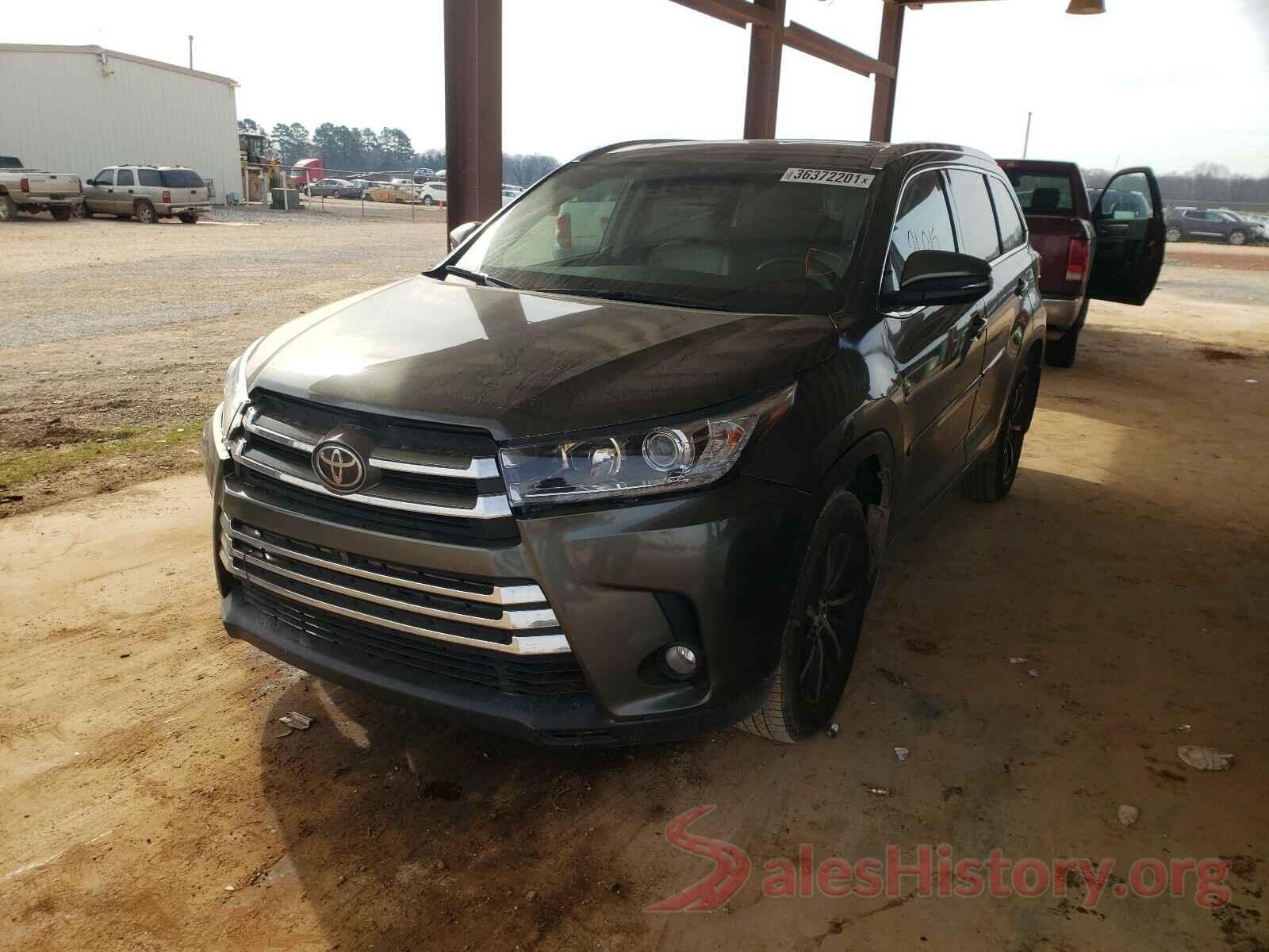 5TDJZRFH1JS495772 2018 TOYOTA HIGHLANDER