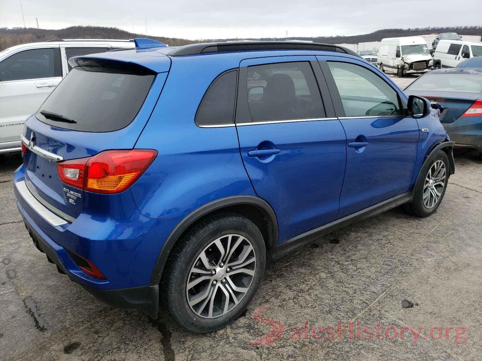 JA4AP4AW6JZ010405 2018 MITSUBISHI OUTLANDER