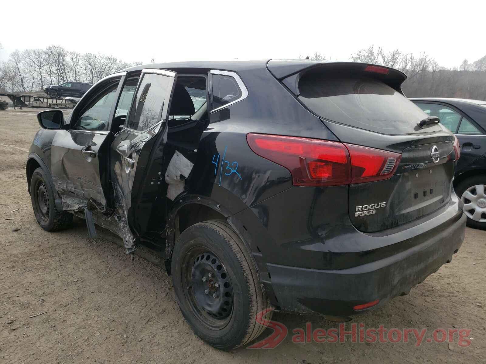 JN1BJ1CR6JW262869 2018 NISSAN ROGUE