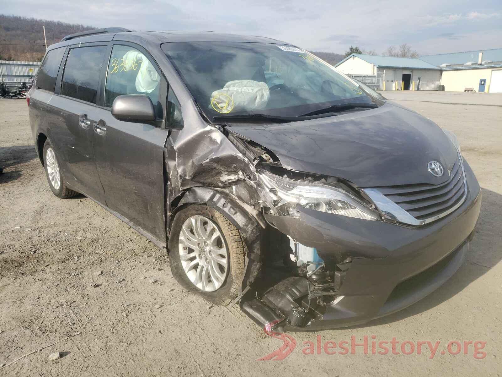 5TDYZ3DC9HS798912 2017 TOYOTA SIENNA