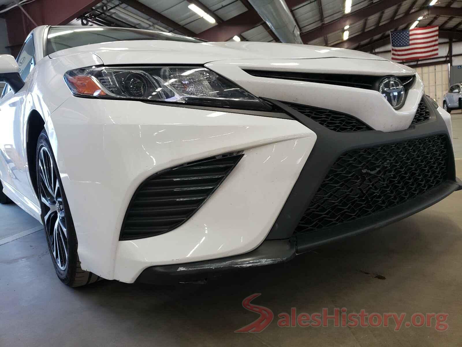 4T1B11HK5KU205452 2019 TOYOTA CAMRY