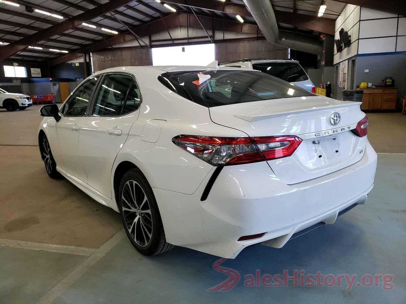 4T1B11HK5KU205452 2019 TOYOTA CAMRY