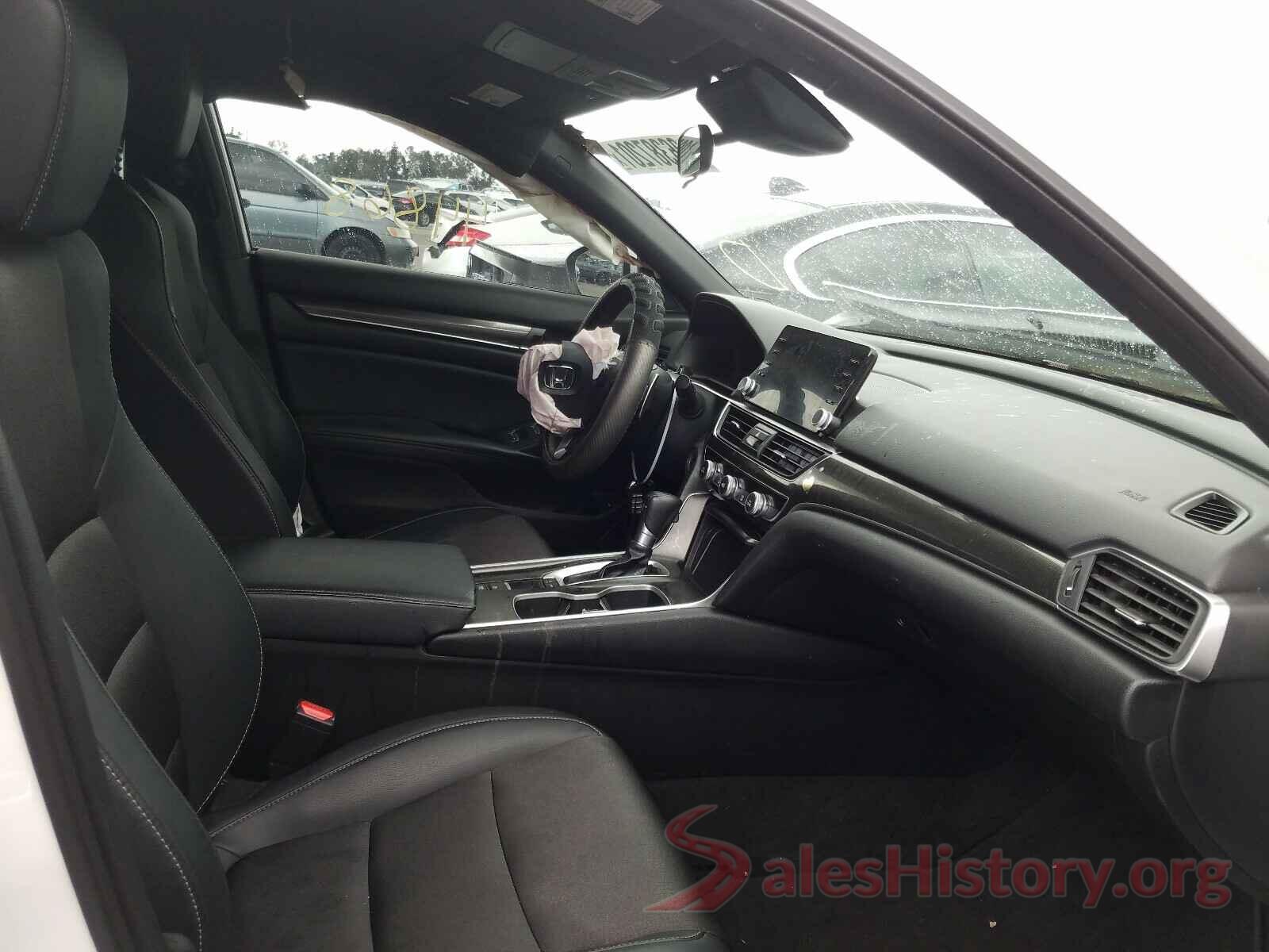 1HGCV1F34JA159347 2018 HONDA ACCORD