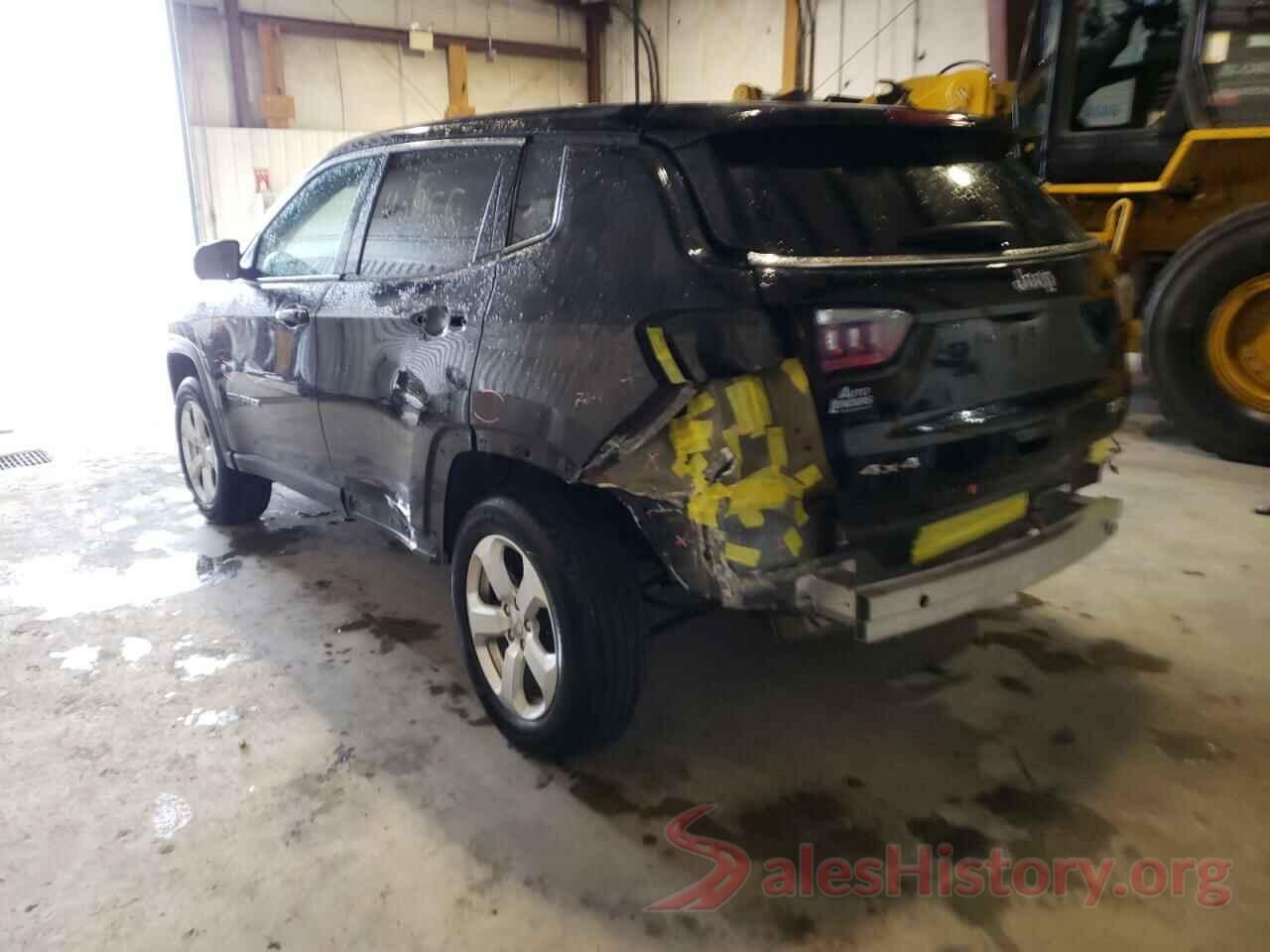 3C4NJDBB0JT418250 2018 JEEP COMPASS