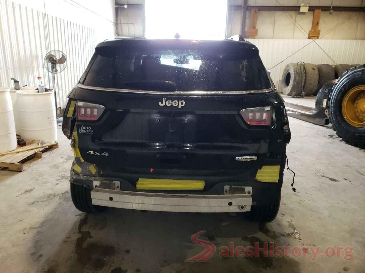 3C4NJDBB0JT418250 2018 JEEP COMPASS