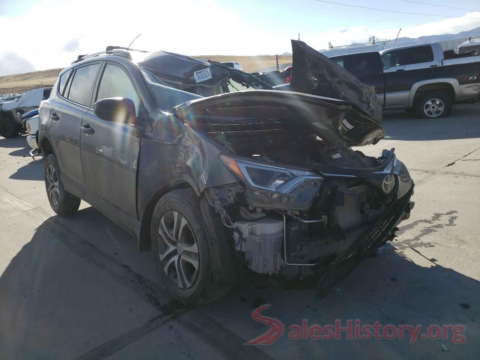 JTMBFREV3JJ221331 2018 TOYOTA RAV4