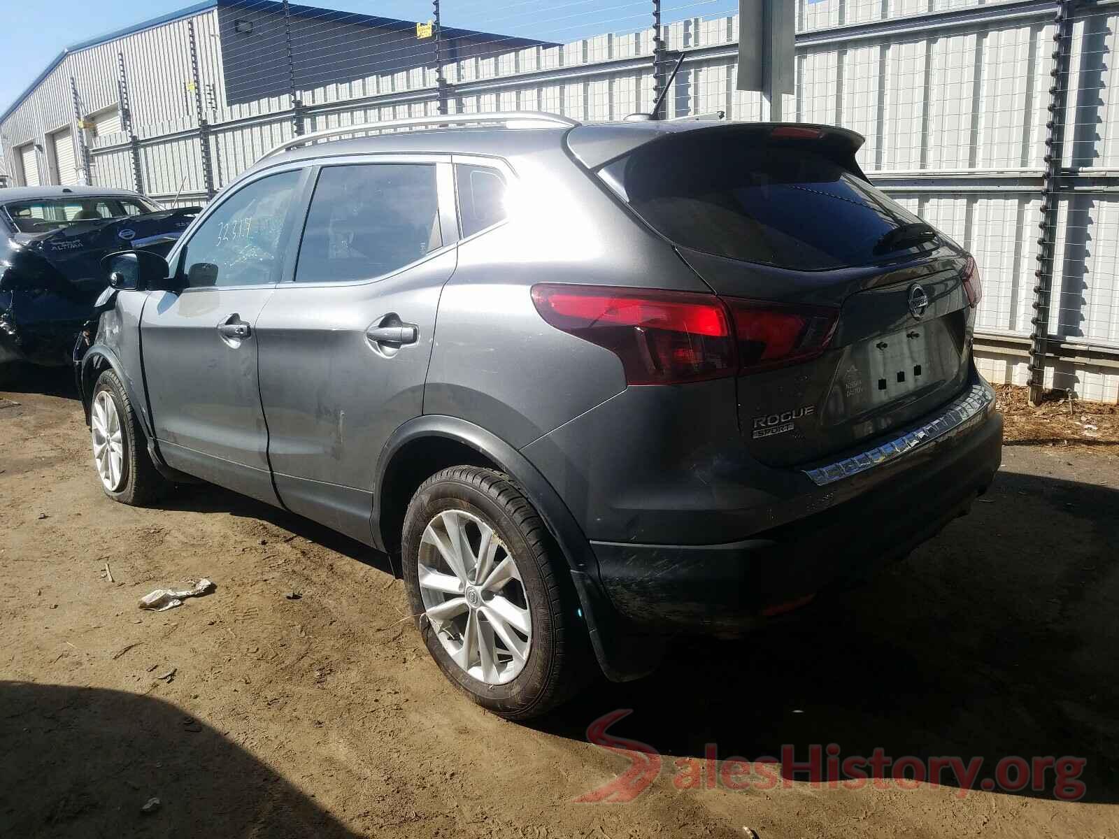 JN1BJ1CP2JW192348 2018 NISSAN ROGUE