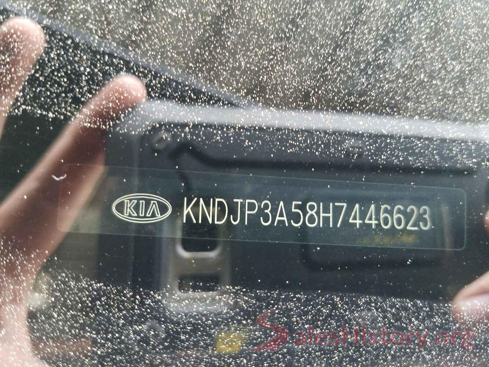 KNDJP3A58H7446623 2017 KIA SOUL