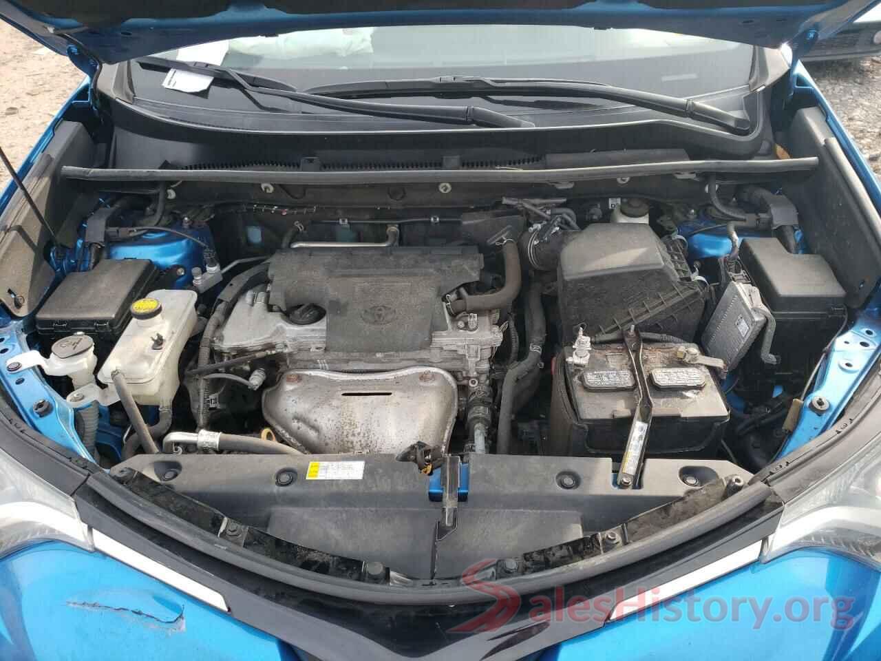 2T3RFREV8HW692417 2017 TOYOTA RAV4