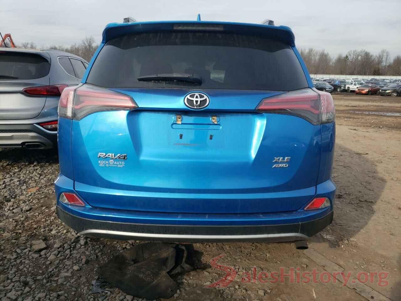 2T3RFREV8HW692417 2017 TOYOTA RAV4