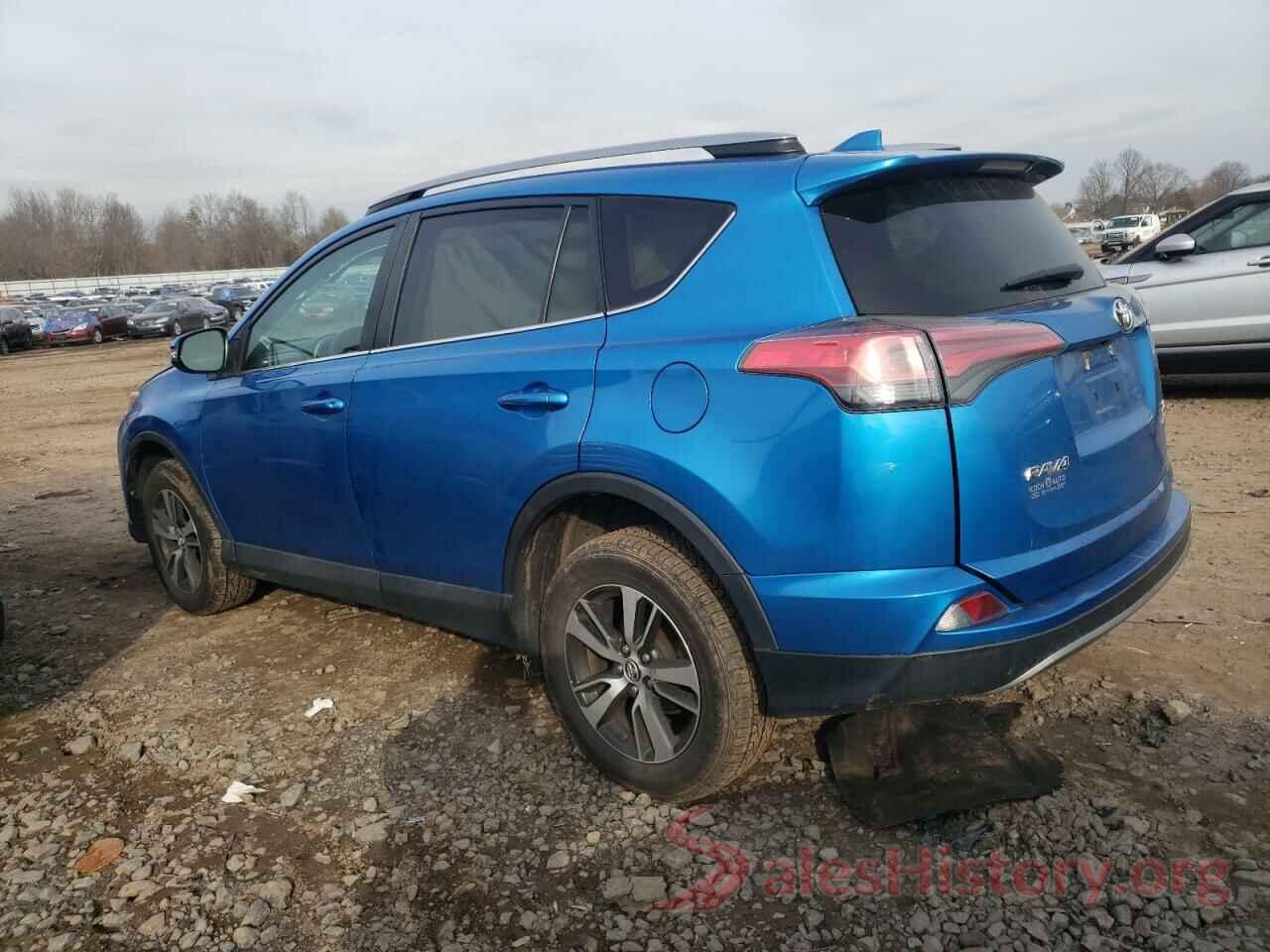 2T3RFREV8HW692417 2017 TOYOTA RAV4