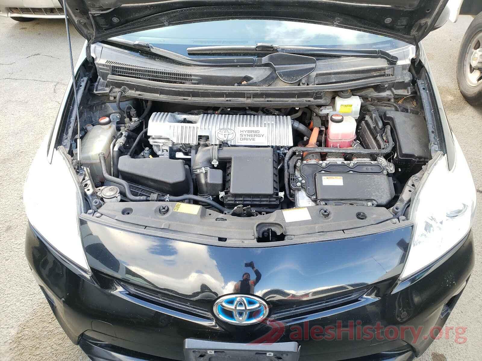 JTDKN3DU5F1943481 2015 TOYOTA PRIUS