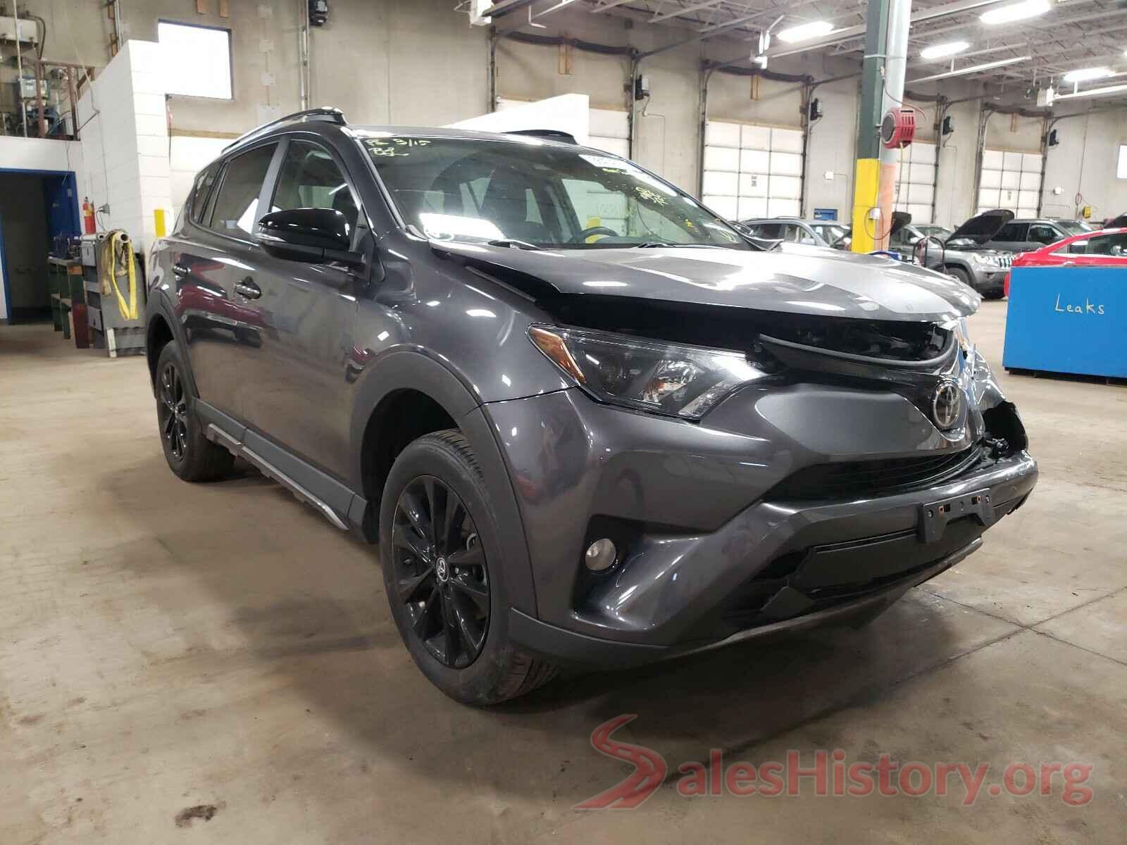 2T3RFREV8JW835078 2018 TOYOTA RAV4