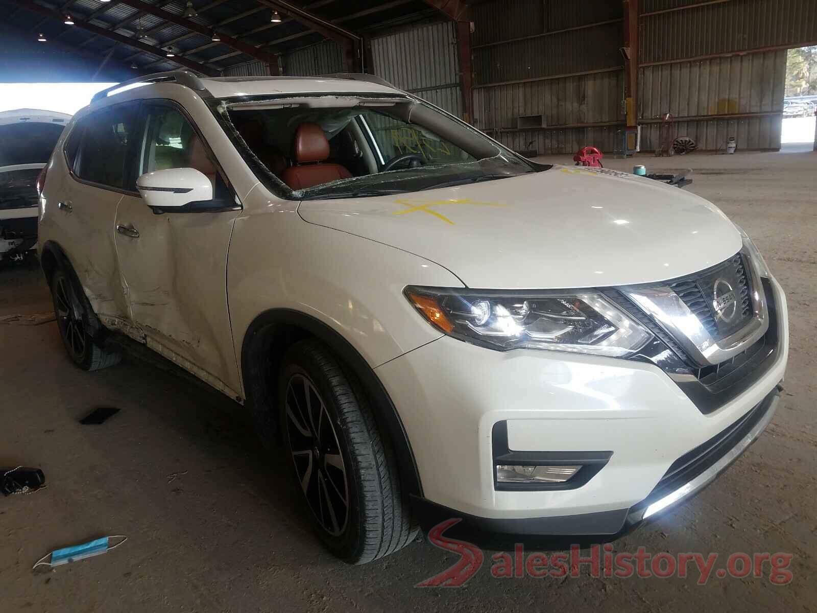 5N1AT2MT1HC828009 2017 NISSAN ROGUE