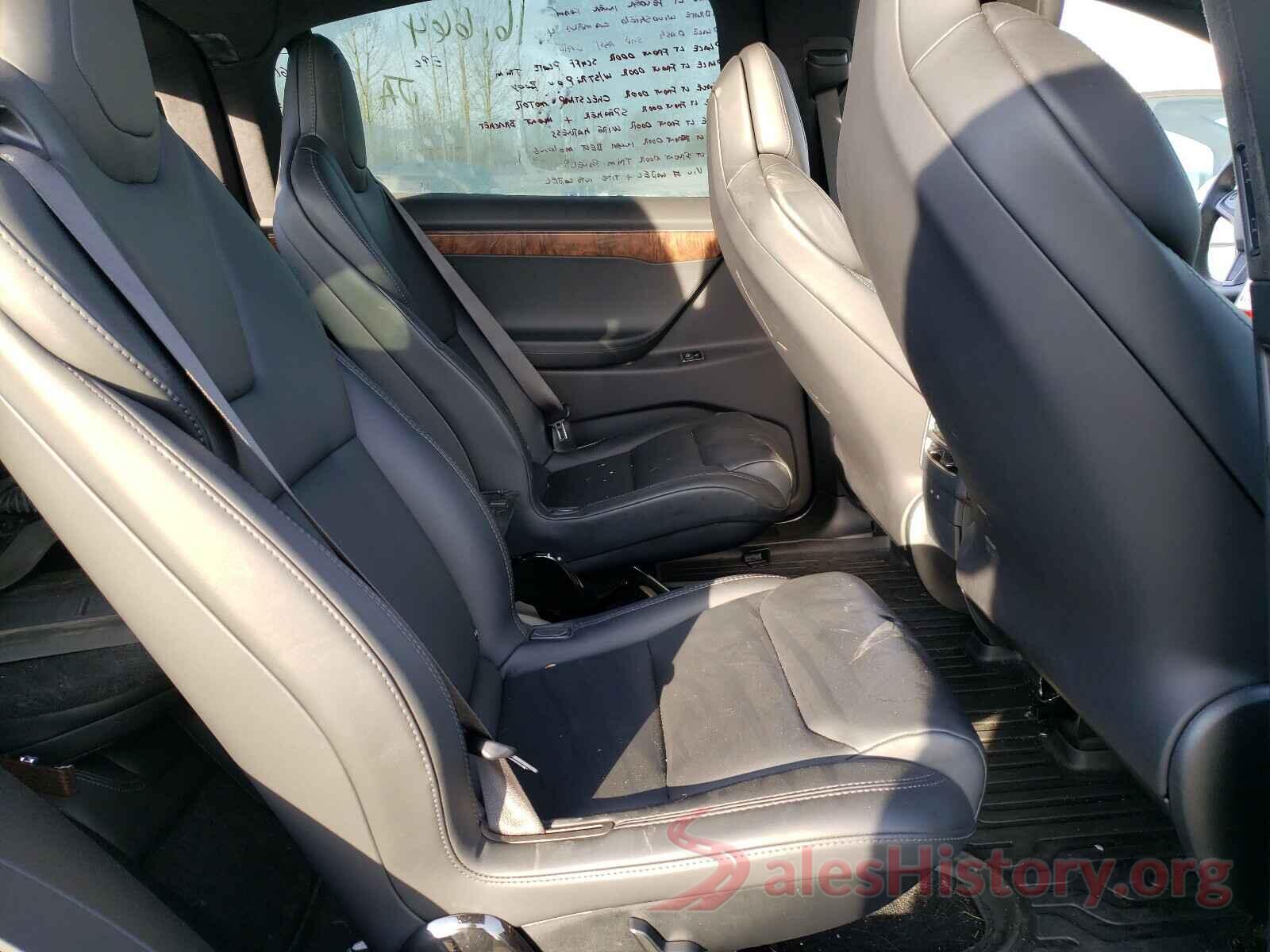 5YJXCBE23JF142583 2018 TESLA MODEL X