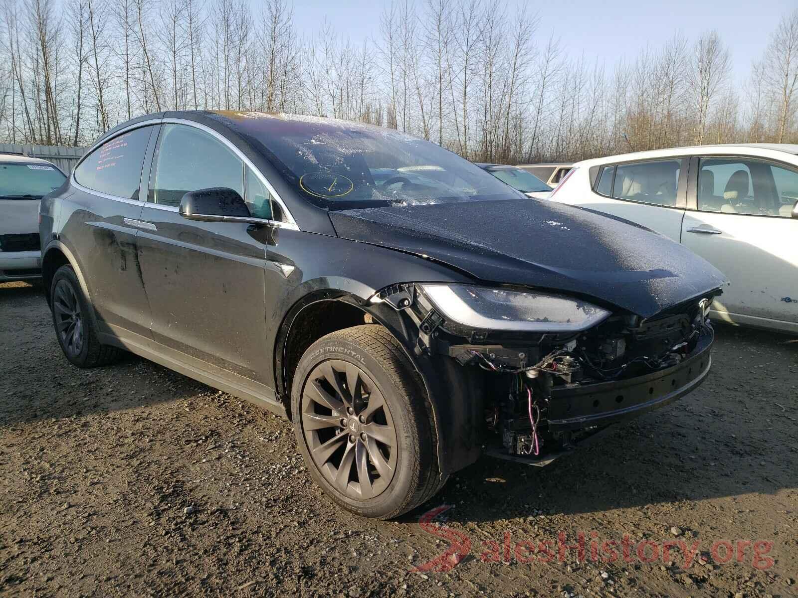 5YJXCBE23JF142583 2018 TESLA MODEL X