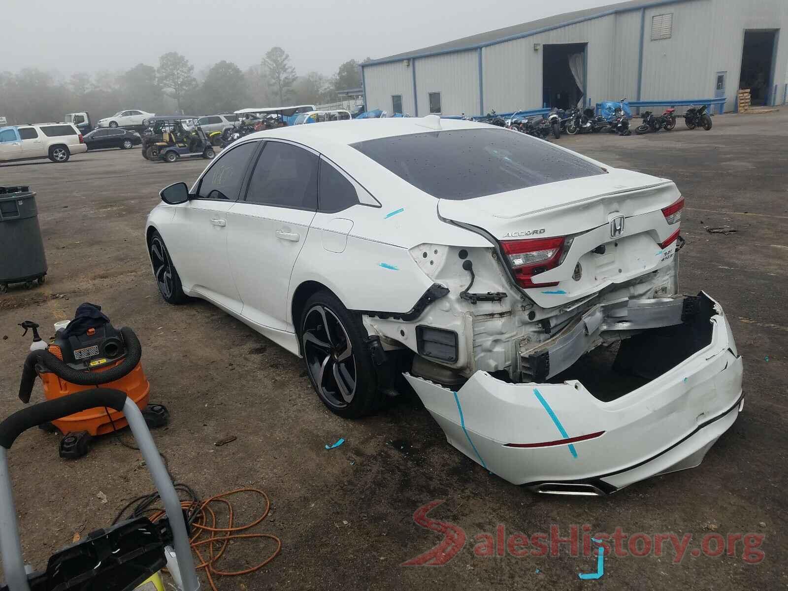 1HGCV1F31JA031132 2018 HONDA ACCORD