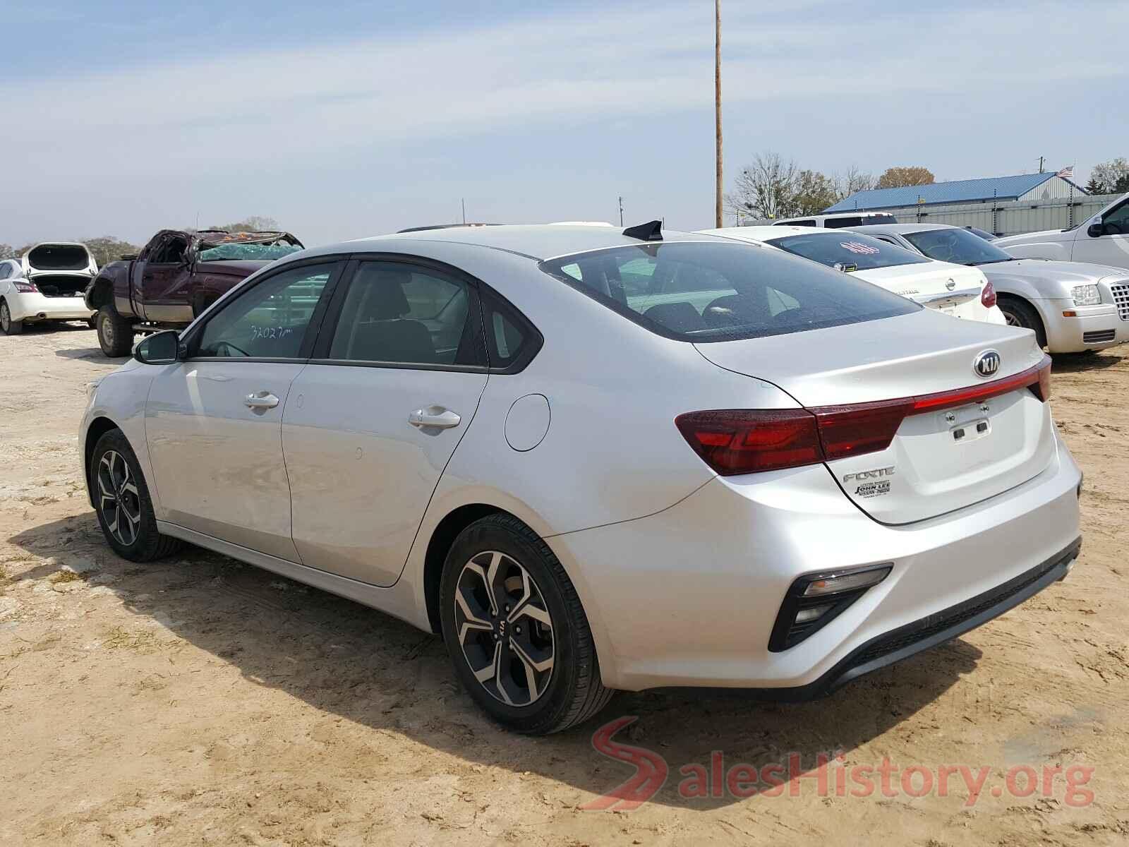 3KPF24AD2KE097645 2019 KIA FORTE