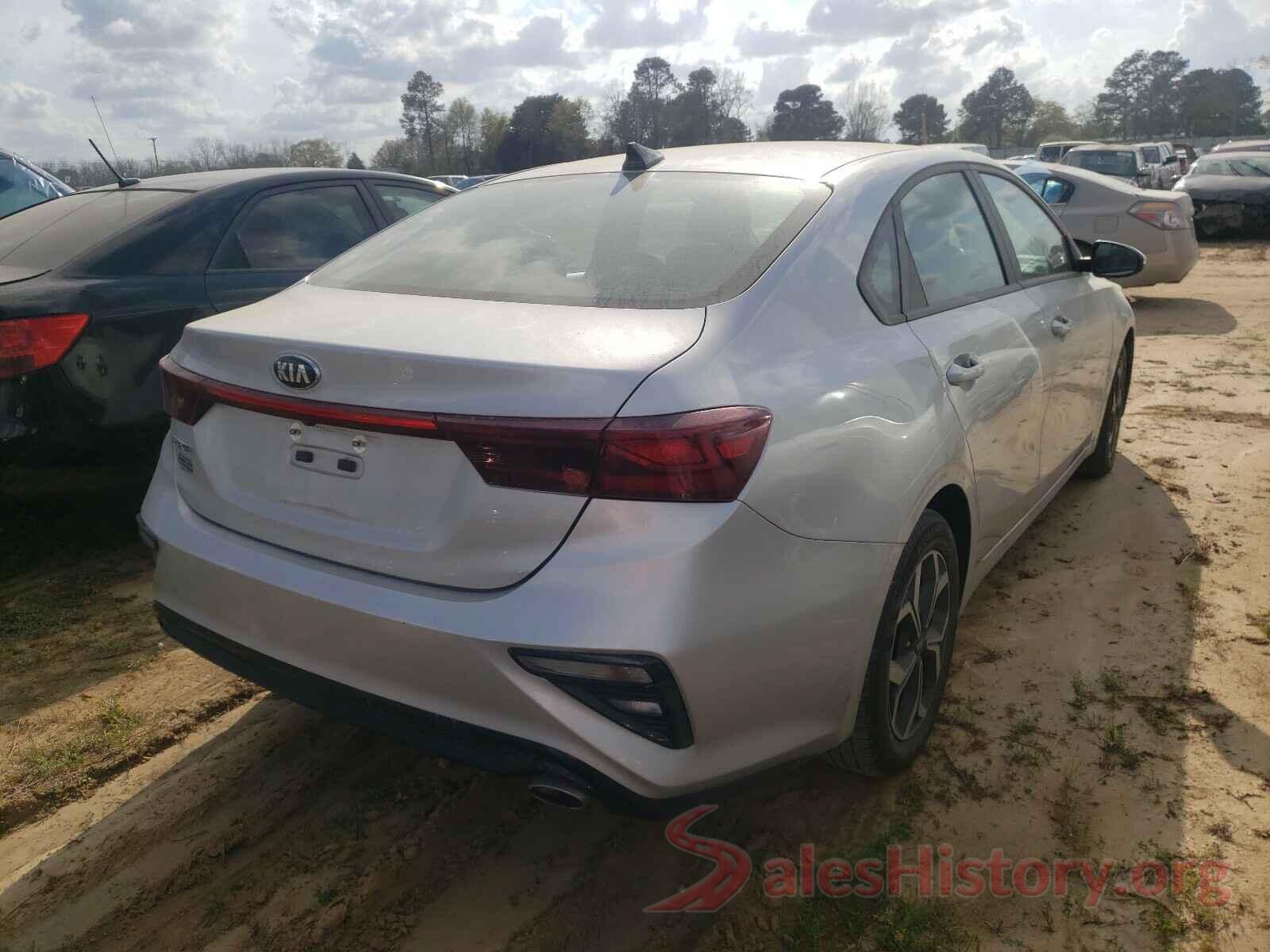 3KPF24AD2KE097645 2019 KIA FORTE