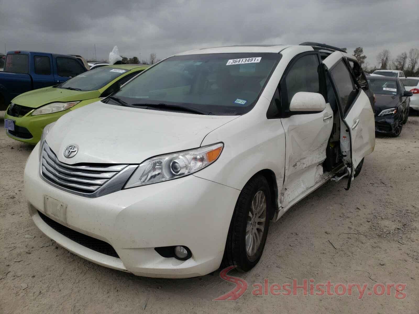 5TDYZ3DC9HS852127 2017 TOYOTA SIENNA