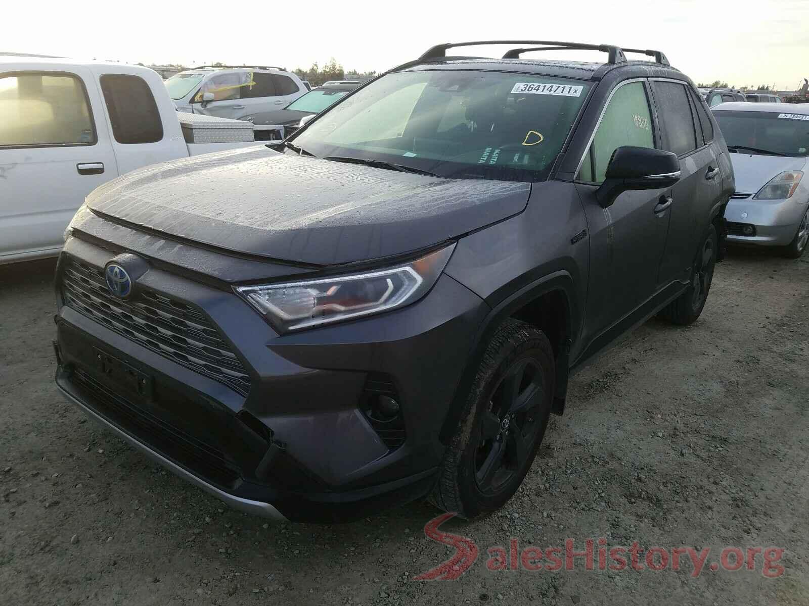 JTMEWRFV3KJ023121 2019 TOYOTA RAV4