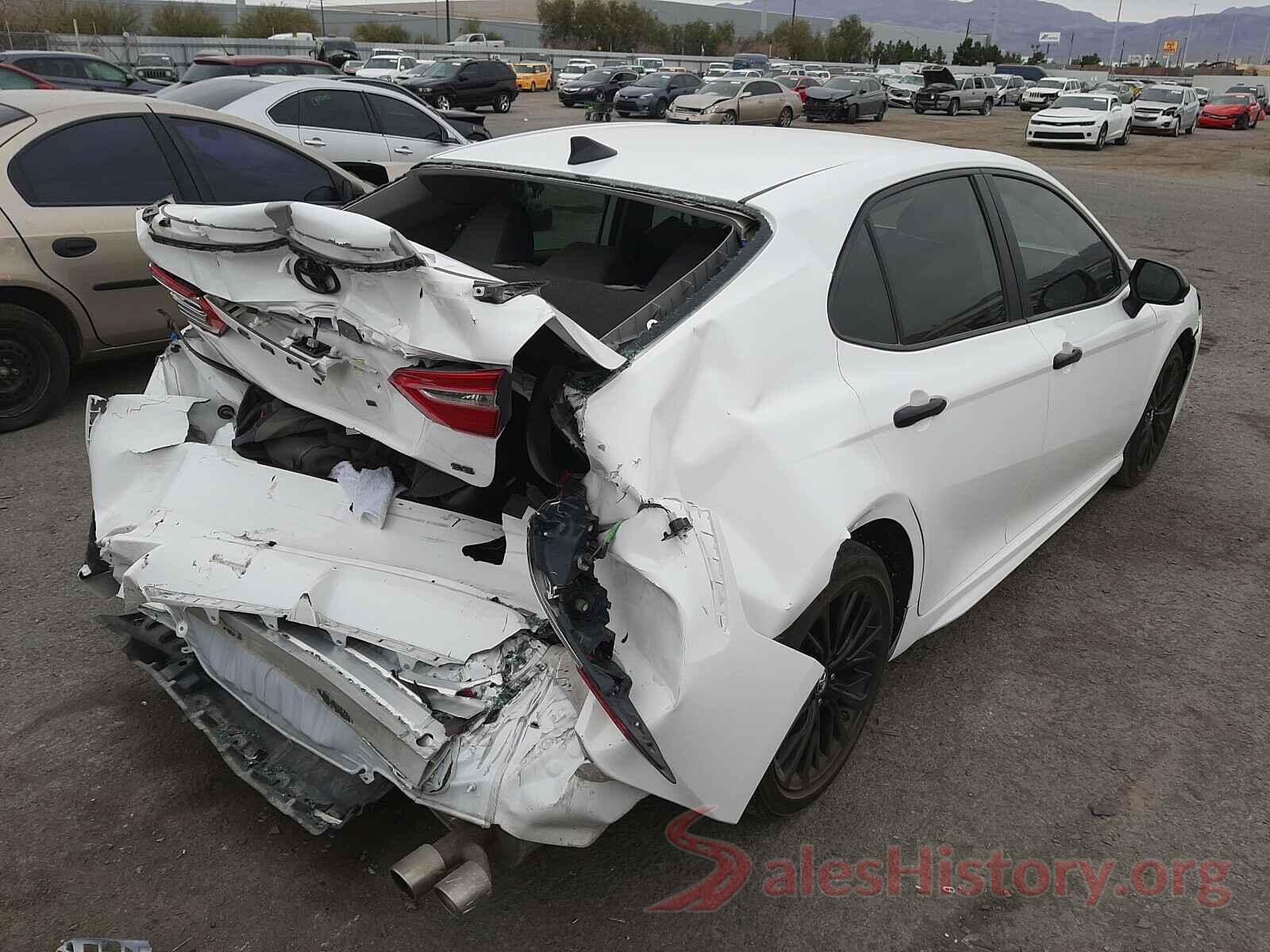 4T1B11HK5KU245997 2019 TOYOTA CAMRY