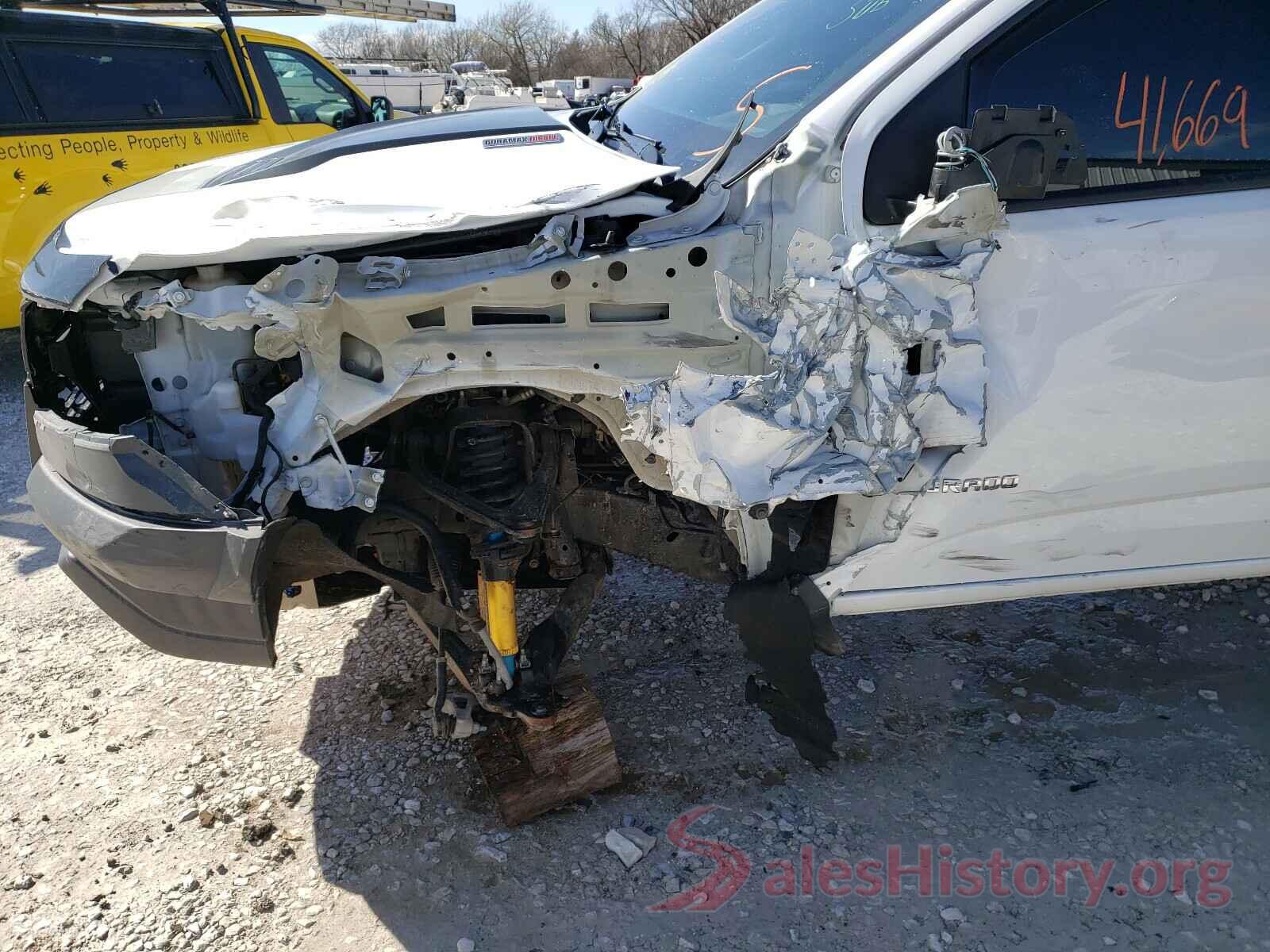 1GCPTEE14J1328215 2018 CHEVROLET COLORADO