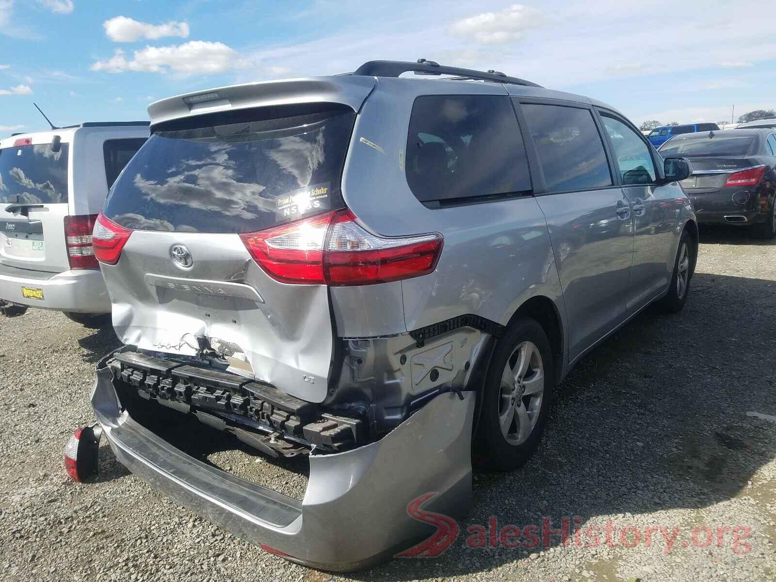 5TDKZ3DC3HS813037 2017 TOYOTA SIENNA