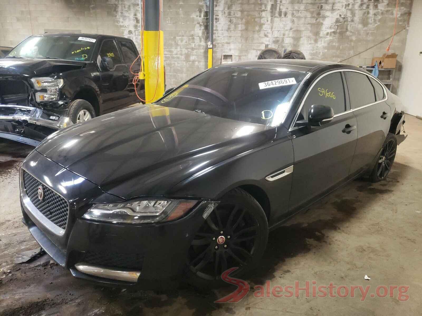 SAJBK4BV7HCY37519 2017 JAGUAR XF