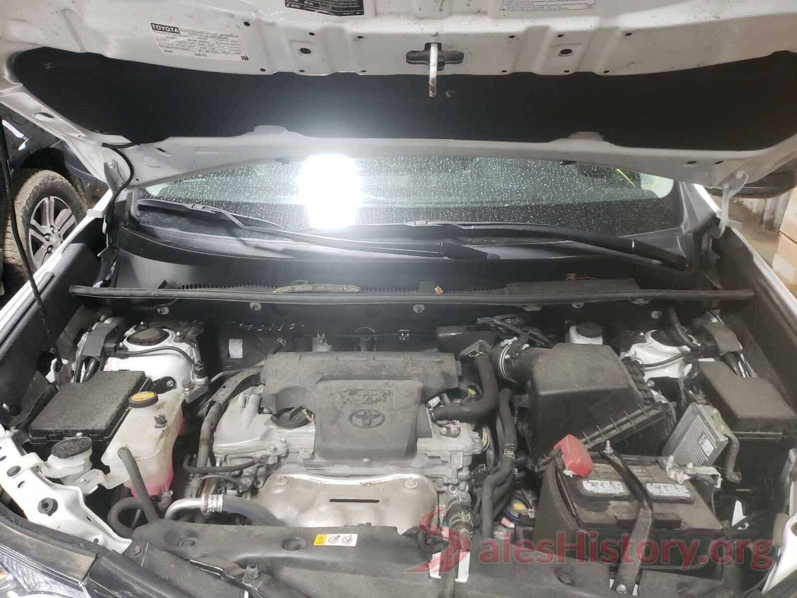 2T3ZFREV9JW518734 2018 TOYOTA RAV4