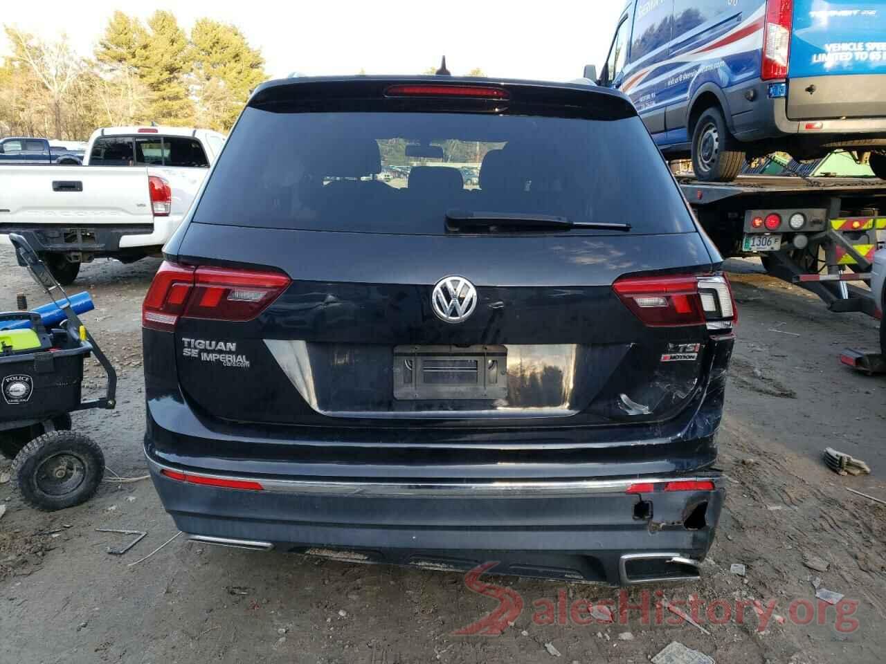 3VV2B7AX8JM147660 2018 VOLKSWAGEN TIGUAN