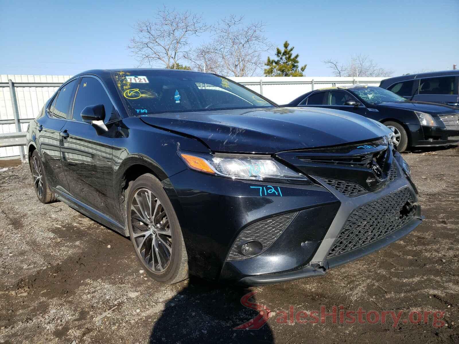 4T1B11HK1JU556857 2018 TOYOTA CAMRY