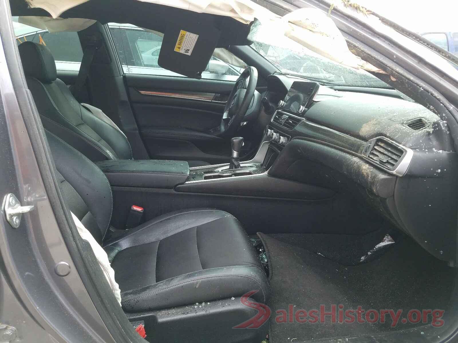 1HGCV1F35JA228899 2018 HONDA ACCORD