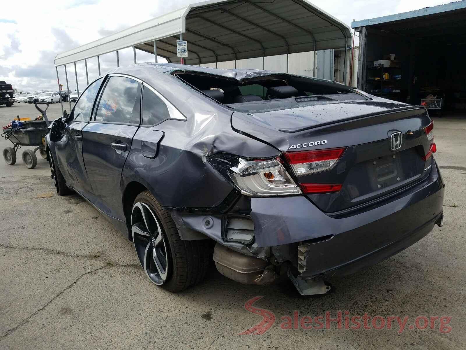 1HGCV1F35JA228899 2018 HONDA ACCORD