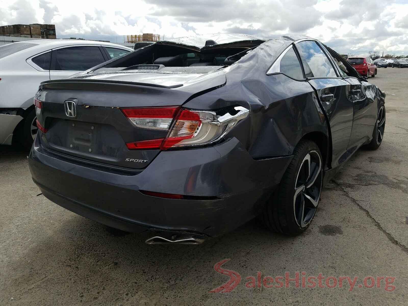 1HGCV1F35JA228899 2018 HONDA ACCORD