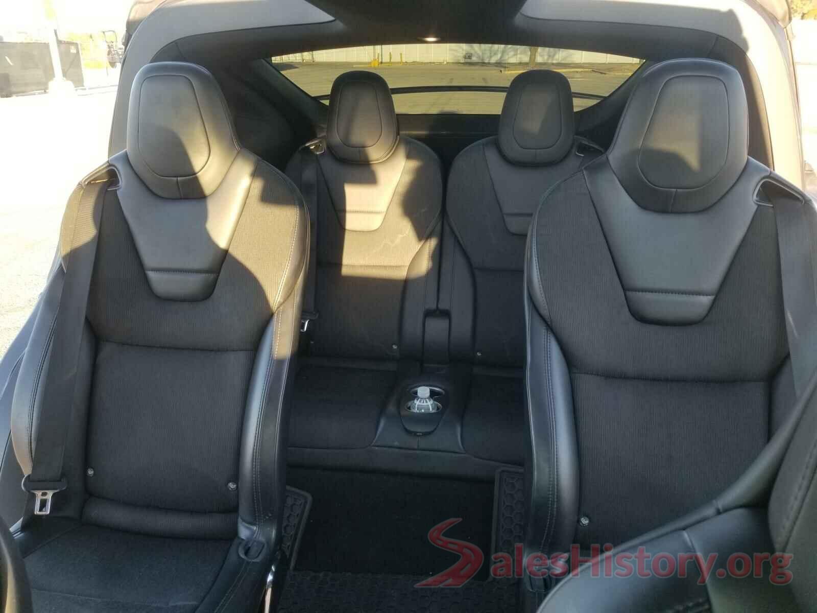 5YJXCDE24JF090537 2018 TESLA MODEL X