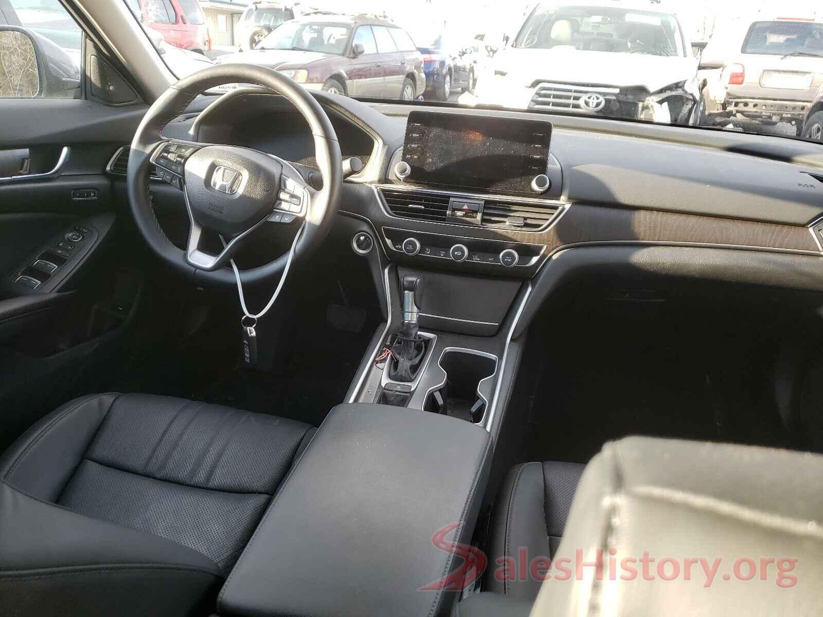 1HGCV1F50JA140957 2018 HONDA ACCORD