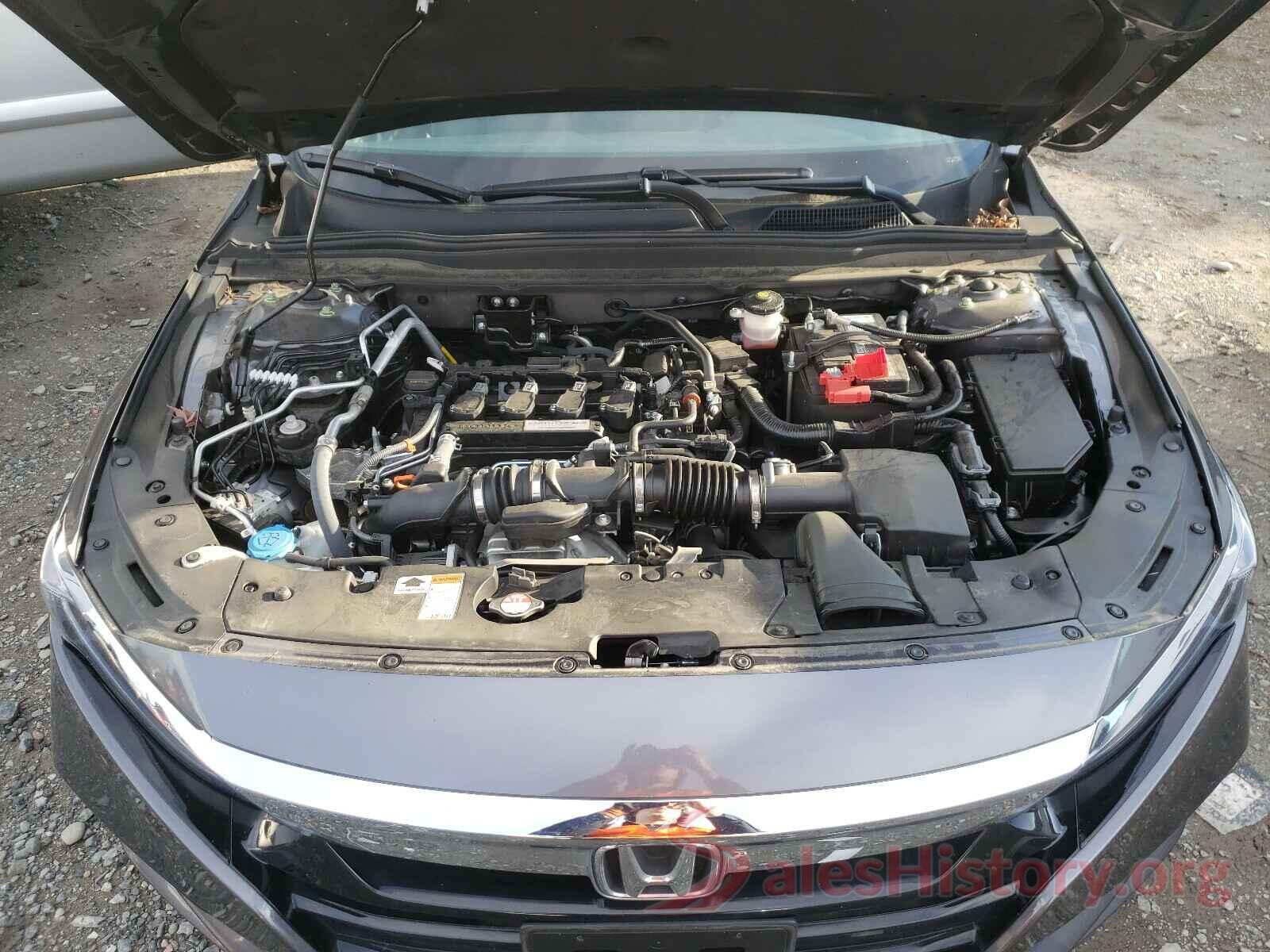 1HGCV1F50JA140957 2018 HONDA ACCORD