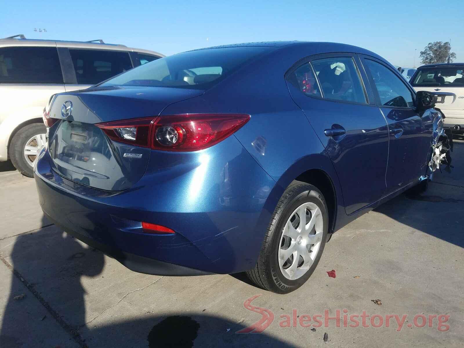 3MZBN1U76JM200383 2018 MAZDA 3