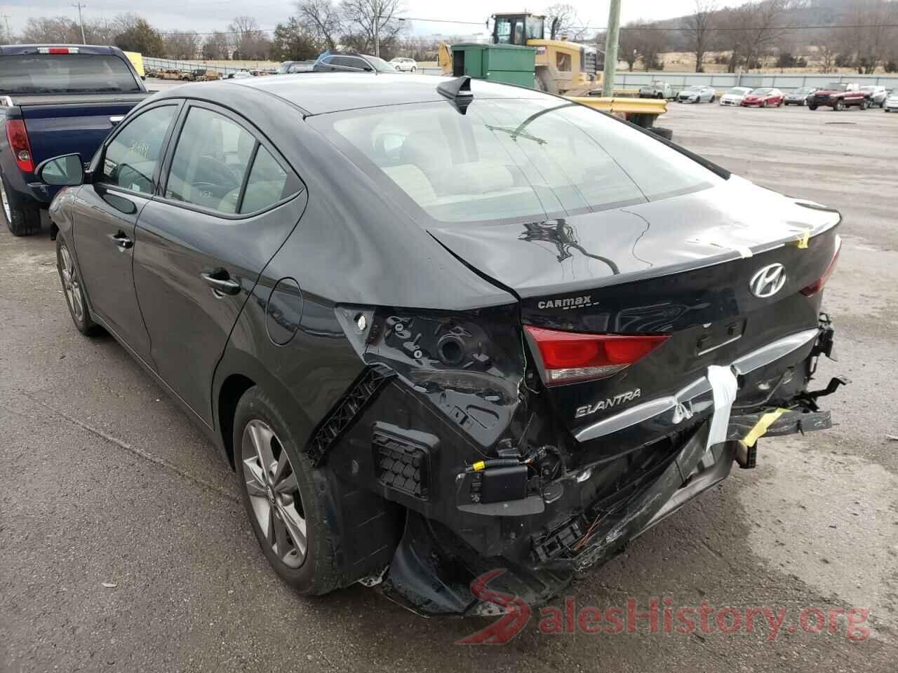 5NPD84LF2JH381565 2018 HYUNDAI ELANTRA