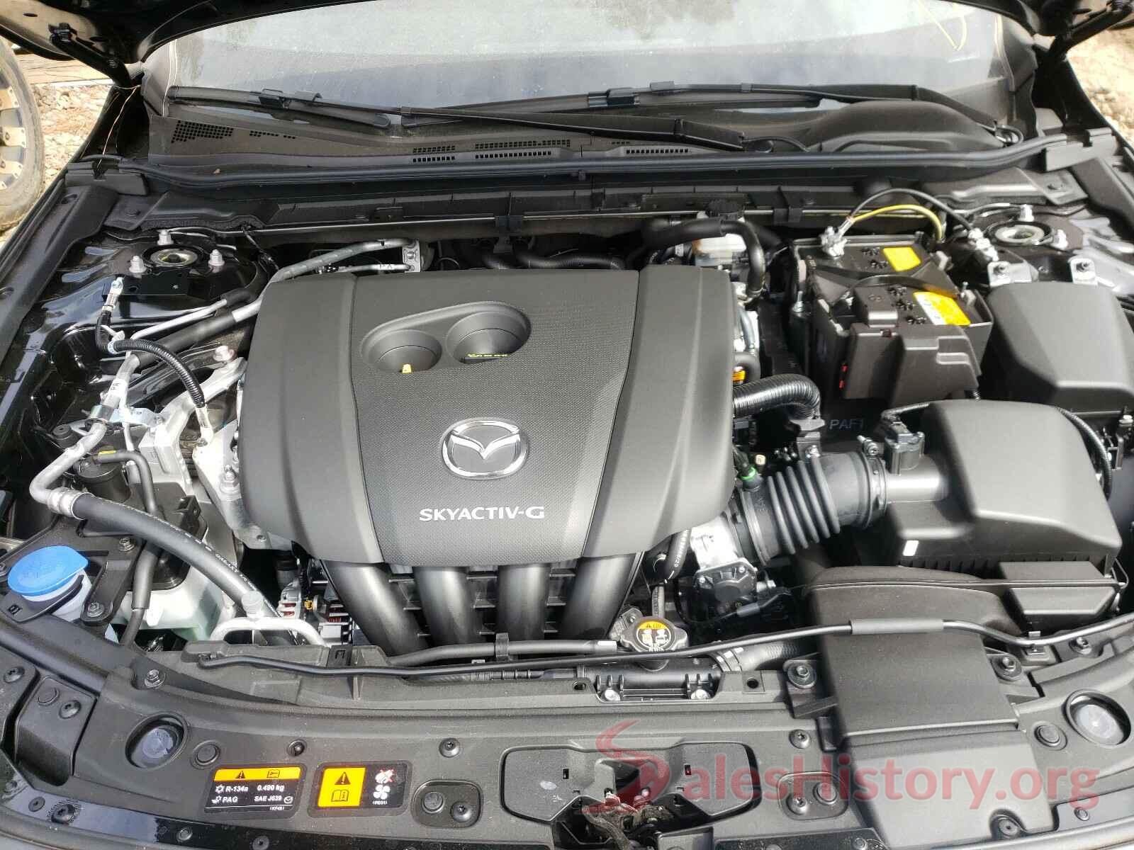 JM1BPAKL1M1319134 2021 MAZDA 3