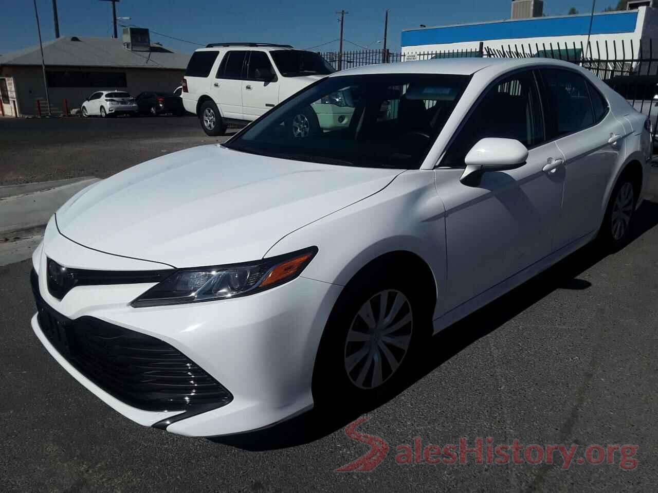 4T1B11HK3JU559971 2018 TOYOTA CAMRY