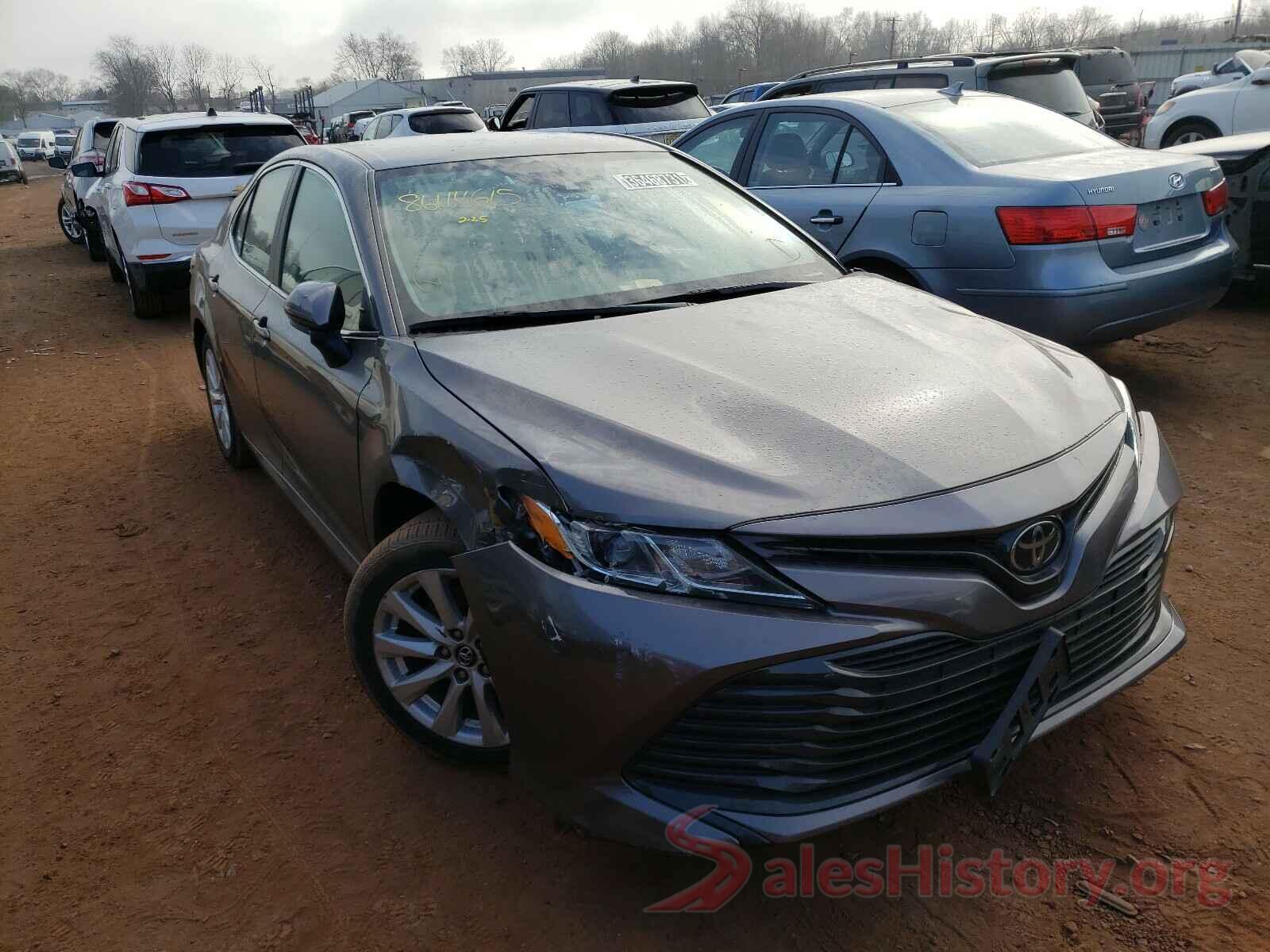 4T1B11HKXKU720771 2019 TOYOTA CAMRY