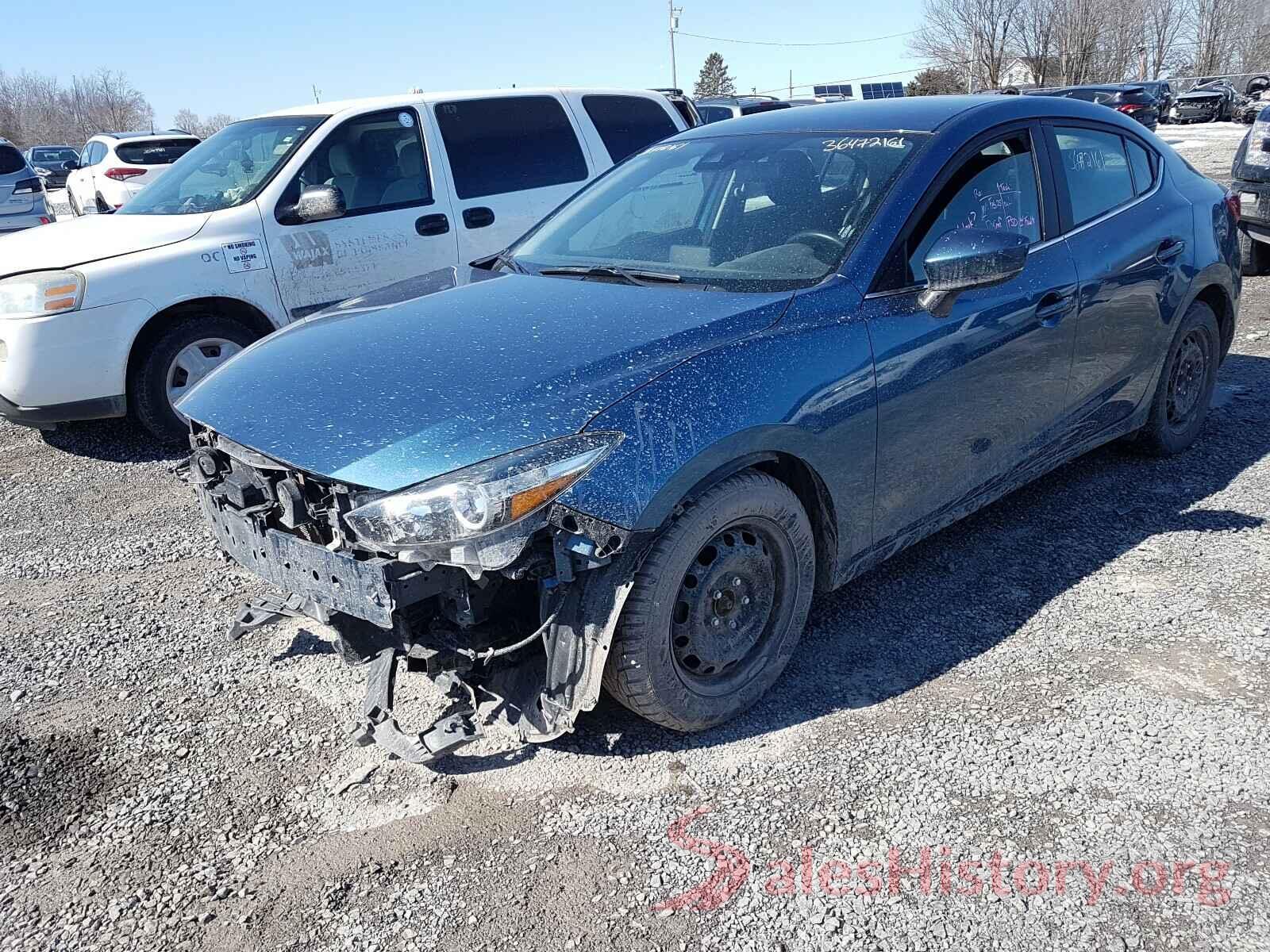 3MZBN1V77JM246917 2018 MAZDA 3