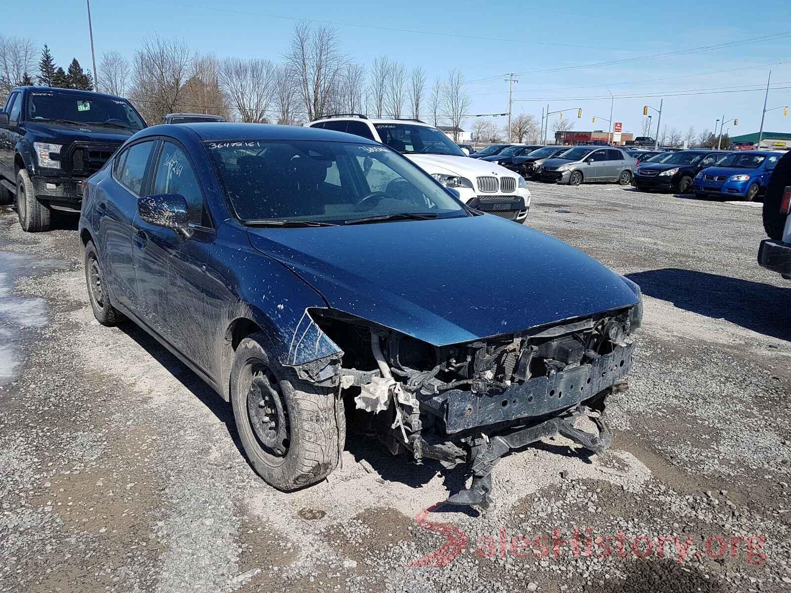 3MZBN1V77JM246917 2018 MAZDA 3