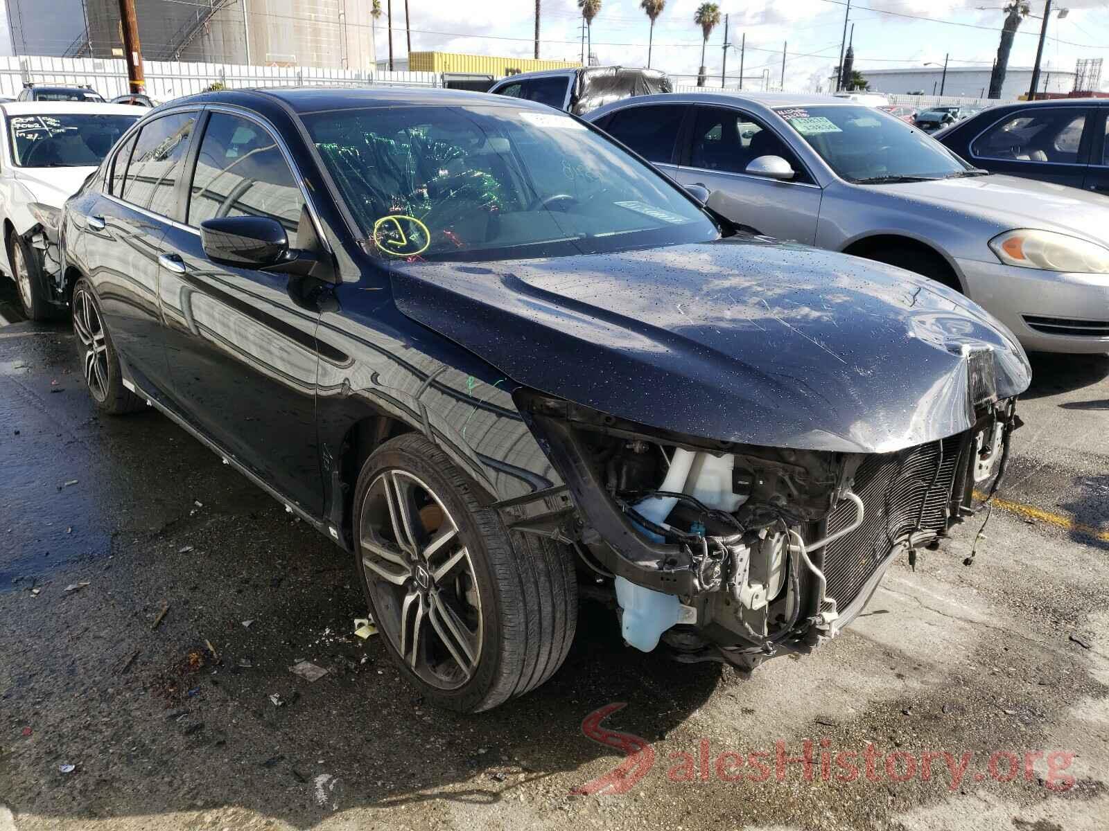 1HGCR2F5XHA035976 2017 HONDA ACCORD