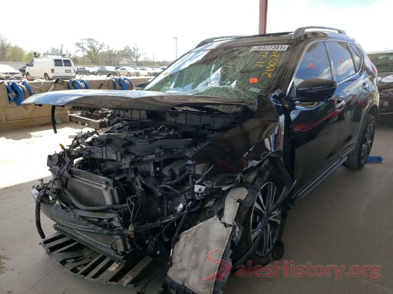 5N1AT2MT9JC758667 2018 NISSAN ROGUE