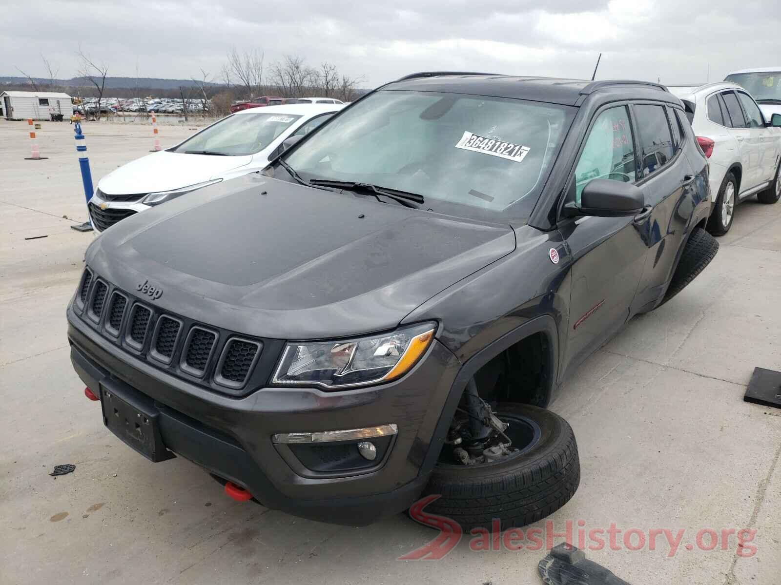 3C4NJDDB7KT721752 2019 JEEP COMPASS