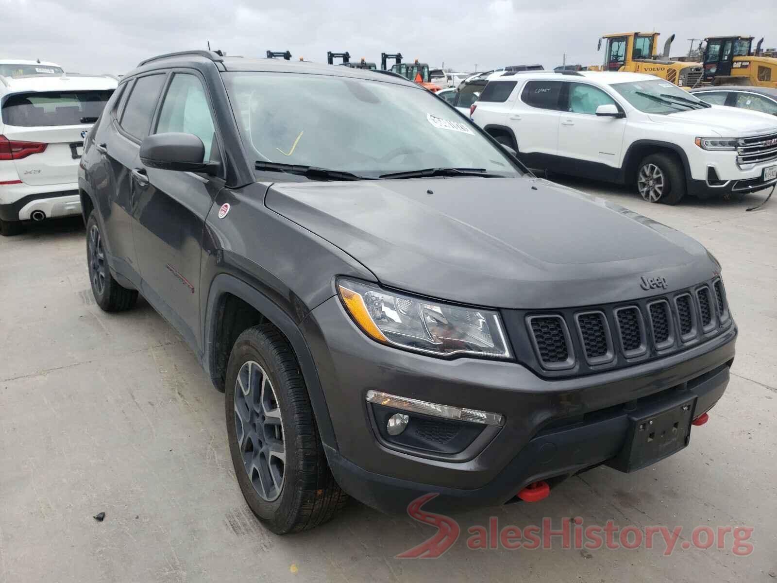 3C4NJDDB7KT721752 2019 JEEP COMPASS