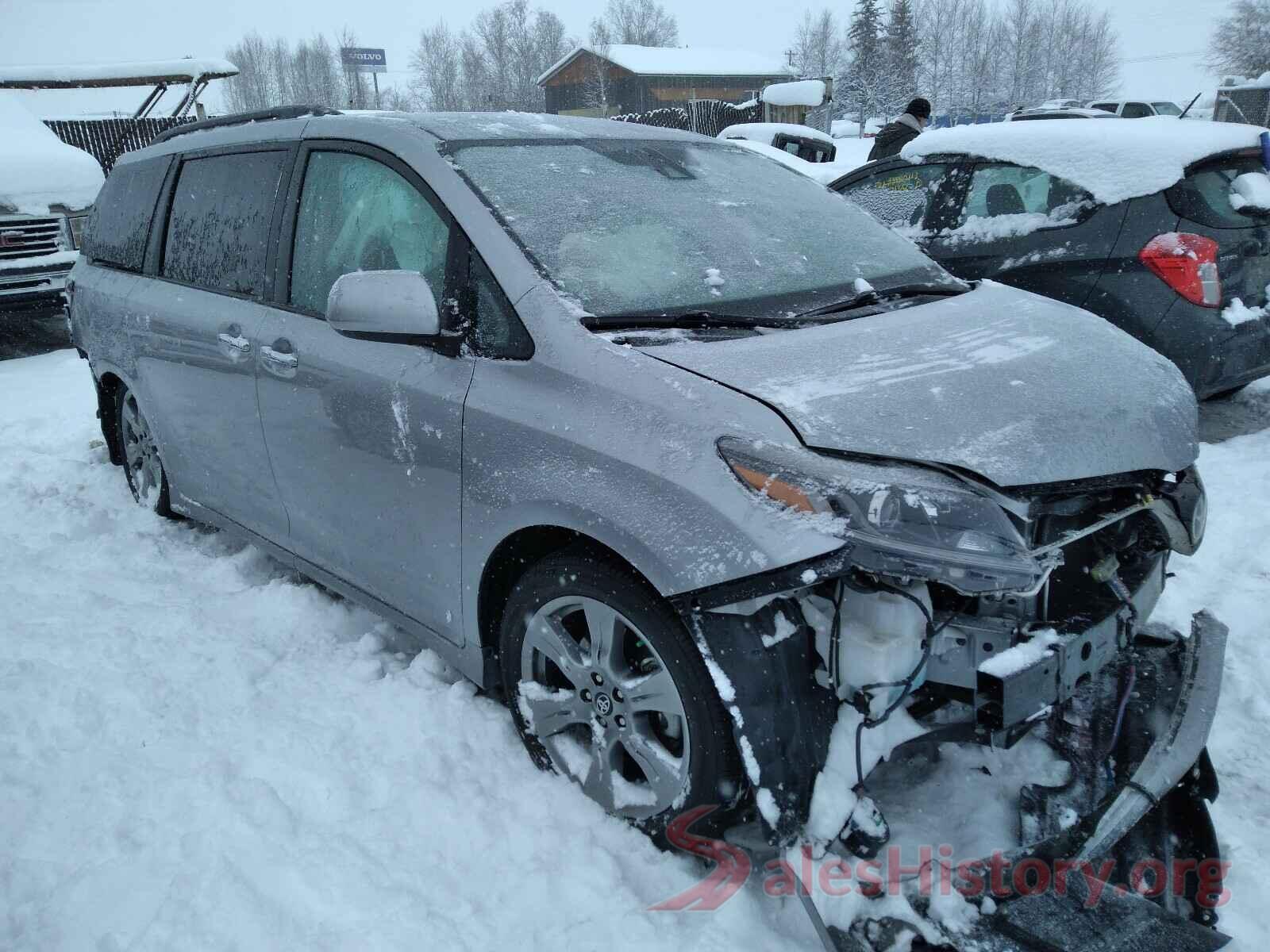 5TDXZ3DC8JS945576 2018 TOYOTA SIENNA